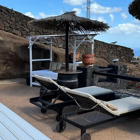 Holiday home Castillo Lanzarote Bailey - Luxury - Pet Friendly With Heated Pool