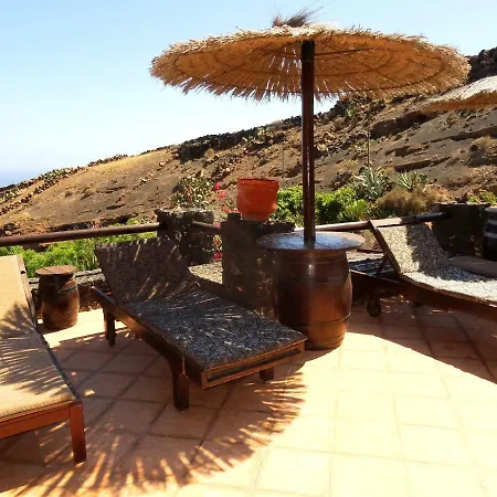 Holiday home Castillo Lanzarote Bailey - Luxury - Pet Friendly With Heated Pool