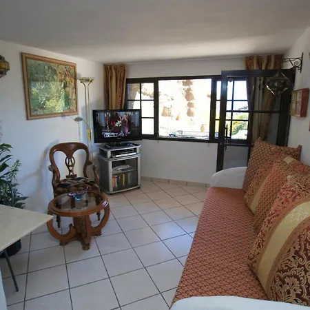 Castillo Lanzarote Bailey - Luxury - Heated Pool