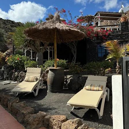 Casa de Férias Castillo Lanzarote Bailey - Luxury - Pet Friendly With Heated Pool La Asomada (Lanzarote)