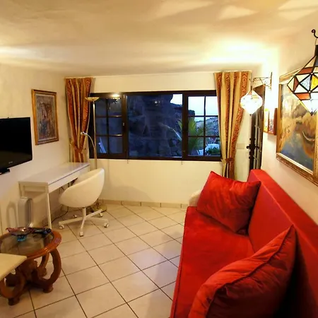 Casa de Férias Castillo Lanzarote Bailey - Luxury - Pet Friendly With Heated Pool *