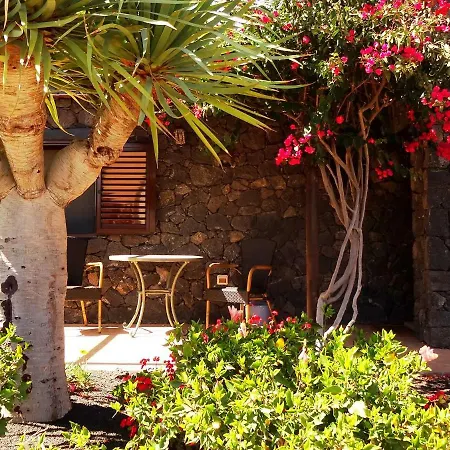 Casa de Férias Castillo Lanzarote Bailey - Luxury - Pet Friendly With Heated Pool