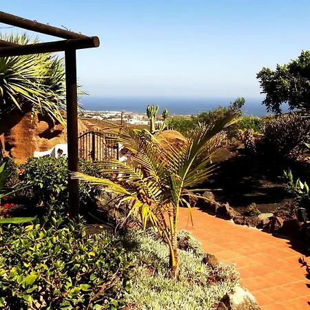 Castillo Lanzarote Bailey - Luxury - Pet Friendly With Heated Pool Casa de Férias
